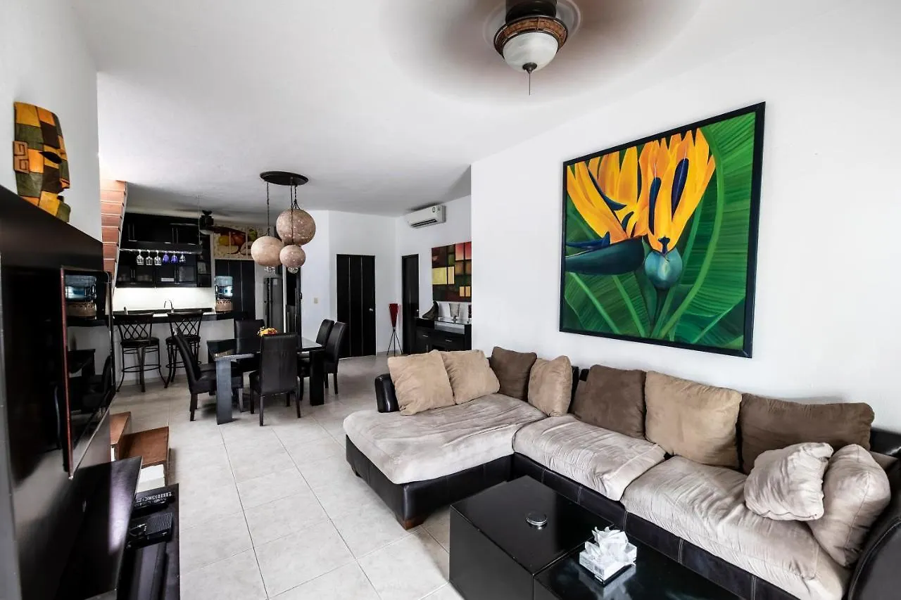 Penthouse Holiday Playa Del Carmen At Mamitas Beach公寓